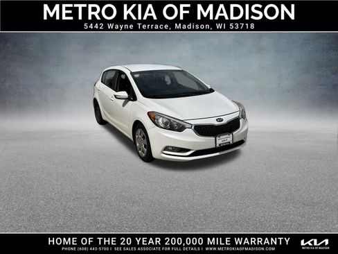 Used 2019 Kia Forte LXS FWD image 8