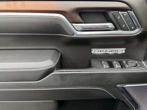 Used 2024 GMC Sierra 1500 Denali w/ Denali Reserve Package image 19