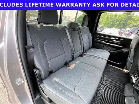 Used 2022 RAM 1500 Big Horn AWD/4WD image 22