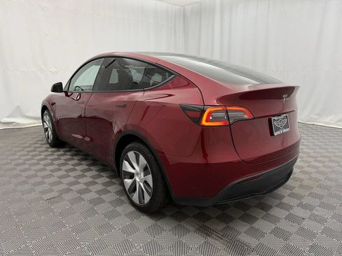 Used 2024 Tesla Model Y Long Range AWD/4WD image 7