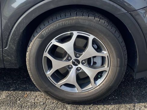 Used 2022 Kia Telluride EX w/ Towing Package FWD image 9