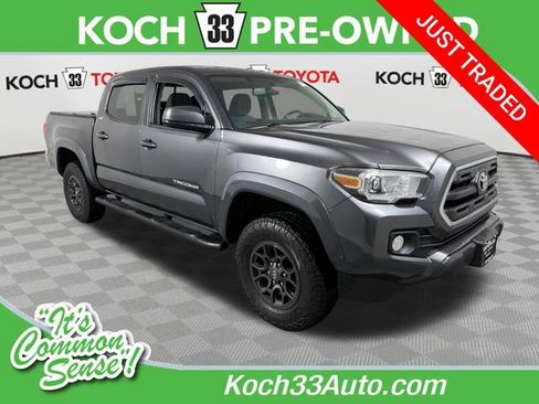 Used 2017 Toyota Tacoma SR5 w/ Exterior Package AWD/4WD image 1