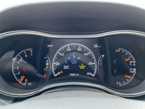 Used 2019 Jeep Grand Cherokee Limited AWD/4WD image 19