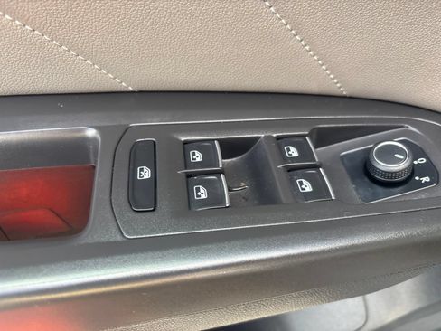 Used 2022 Volkswagen Atlas SE AWD/4WD image 4