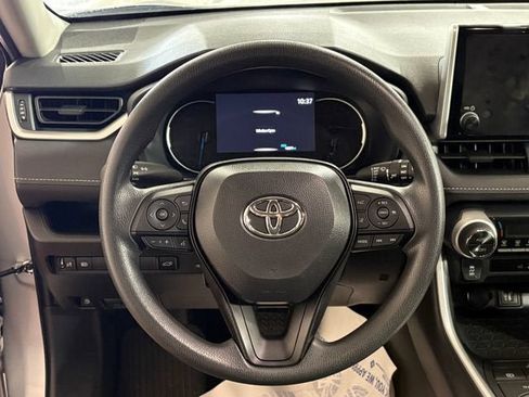 Used 2025 Toyota RAV4 XLE w/ Convenience Package AWD/4WD image 19