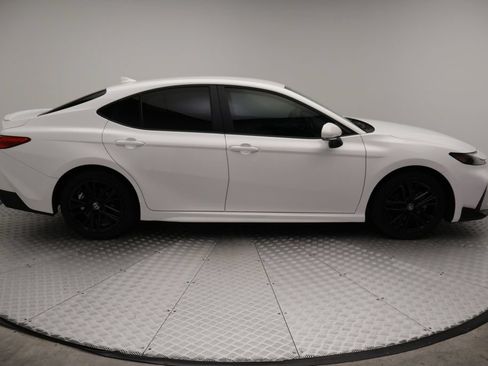 Certified 2026 Toyota Camry SE FWD image 7