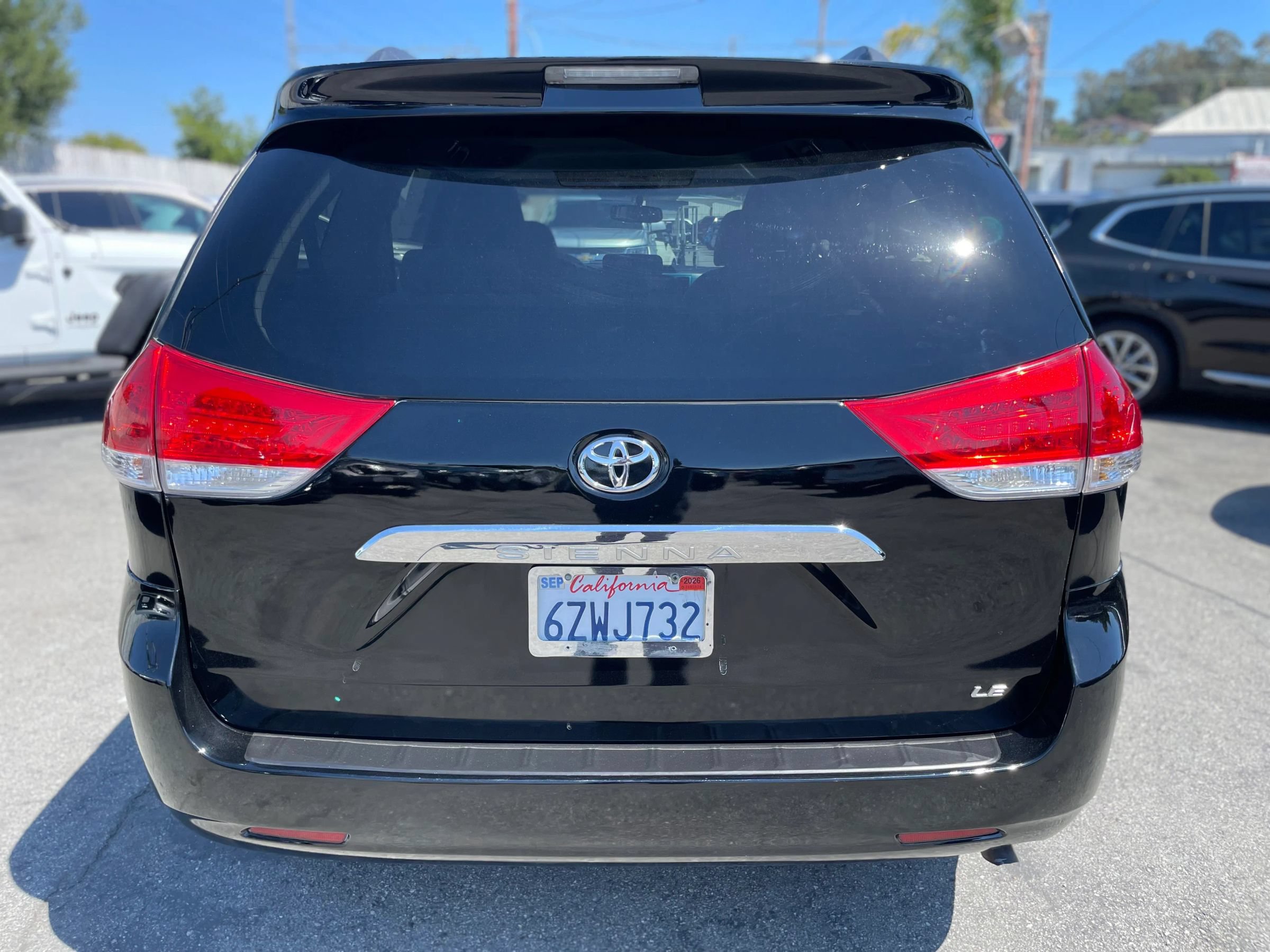 Used 2013 Toyota Sienna LE FWD image 6