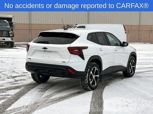 Used 2024 Chevrolet Trax RS w/ Driver Confidence Package image 7