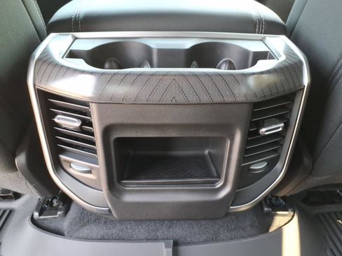 New 2026 RAM 1500 Big Horn AWD/4WD image 18