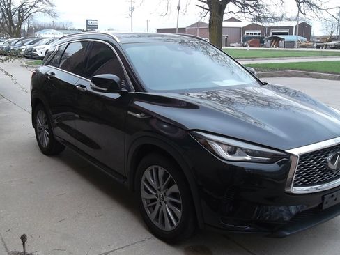 Used 2023 INFINITI QX50 Luxe image 3