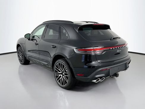 Certified 2026 Porsche Macan AWD/4WD image 3