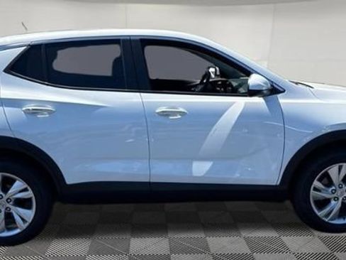 Used 2024 Buick Encore GX Preferred AWD/4WD image 7