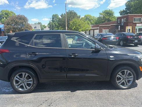 Used 2021 Kia Seltos LX AWD/4WD image 4