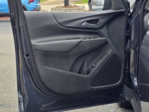 Used 2022 Chevrolet Equinox LT image 21