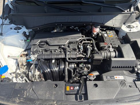 Used 2025 Hyundai Kona SEL AWD/4WD image 27