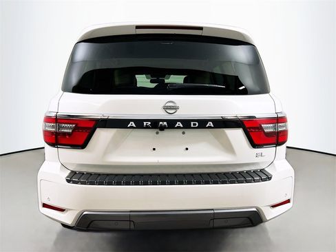 Used 2024 Nissan Armada SL w/ Captain's Chairs Package image 6