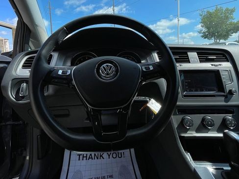 Used 2015 Volkswagen Golf SportWagen FWD image 18