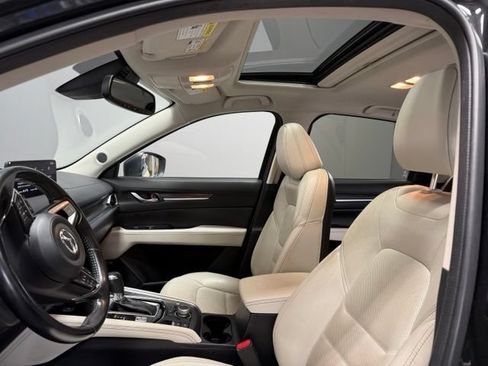 Certified 2021 MAZDA CX-5 Grand Touring AWD/4WD image 17