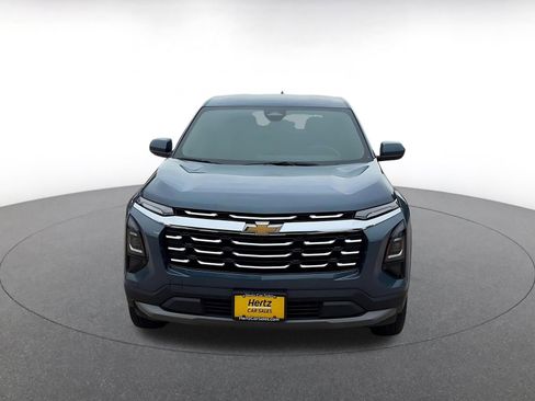 Used 2025 Chevrolet Equinox LT FWD image 3