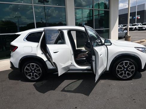 Used 2025 BMW X1 xDrive28i w/ Convenience Package AWD/4WD image 32