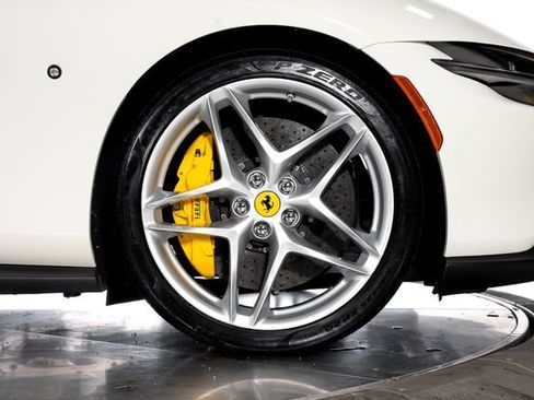 Certified 2024 Ferrari Roma RWD image 21