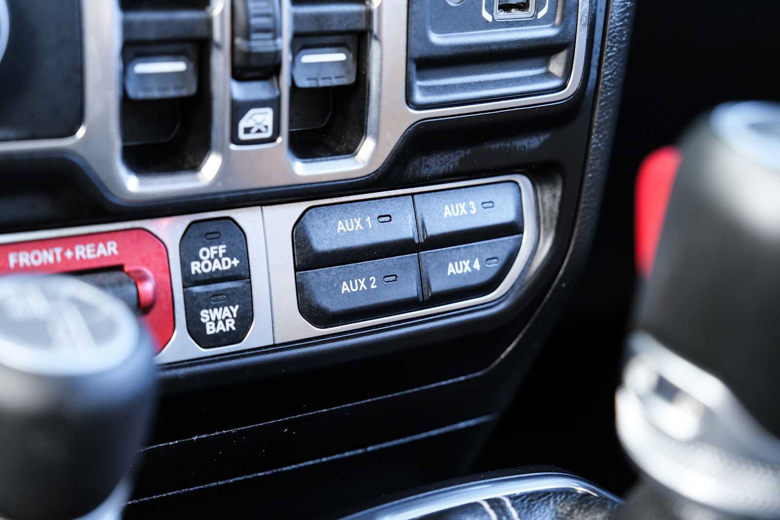 Used 2021 Jeep Gladiator Rubicon AWD/4WD image 40