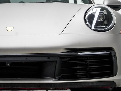 Used 2022 Porsche 911 Carrera w/ Premium Package RWD image 12
