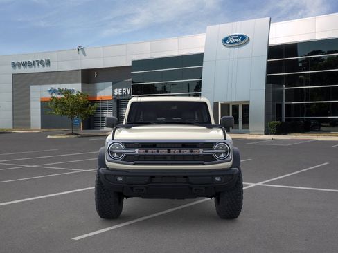 New 2026 Ford Bronco Outer Banks w/ Sasquatch Package AWD/4WD image 6