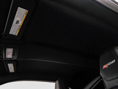 Used 2015 Chevrolet Camaro Z/28 image 35