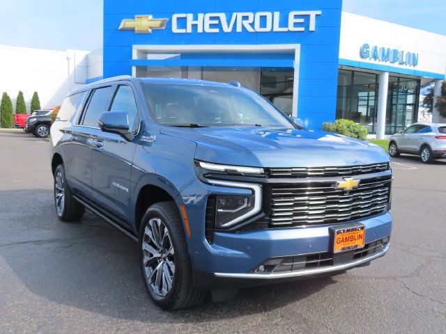 Used 2026 Chevrolet Suburban High Country AWD/4WD image 1