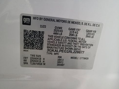 Used 2024 GMC Terrain SLT image 33