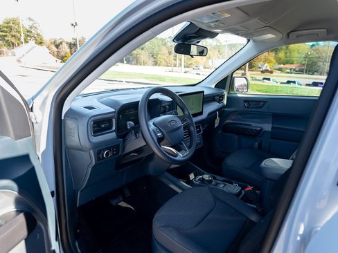 New 2026 Ford Maverick XL image 12