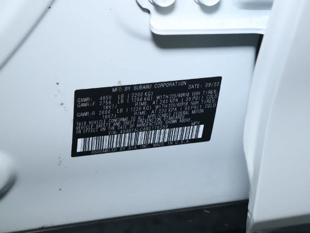 Used 2024 Subaru Outback Onyx Edition AWD/4WD image 21