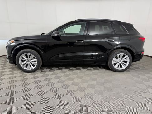 Used 2025 Audi Q6 e-tron Premium Plus w/ Premium Plus RWD image 2