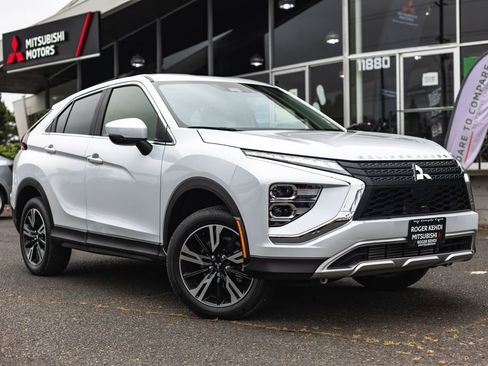 Used 2024 Mitsubishi Eclipse Cross SE AWD/4WD image 1