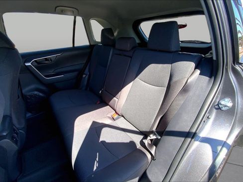 Certified 2025 Toyota RAV4 LE FWD image 20