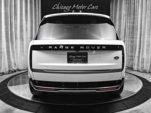 Used 2023 Land Rover Range Rover SE image 4