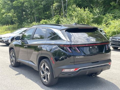 Used 2023 Hyundai Tucson SEL w/ Cargo Package AWD/4WD image 3