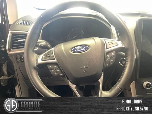 Used 2024 Ford Edge SEL AWD/4WD image 18