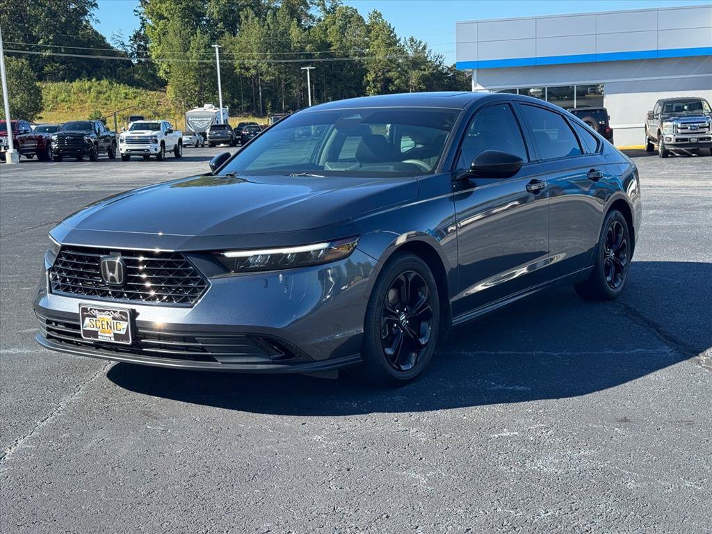 Used 2025 Honda Accord SE image 7