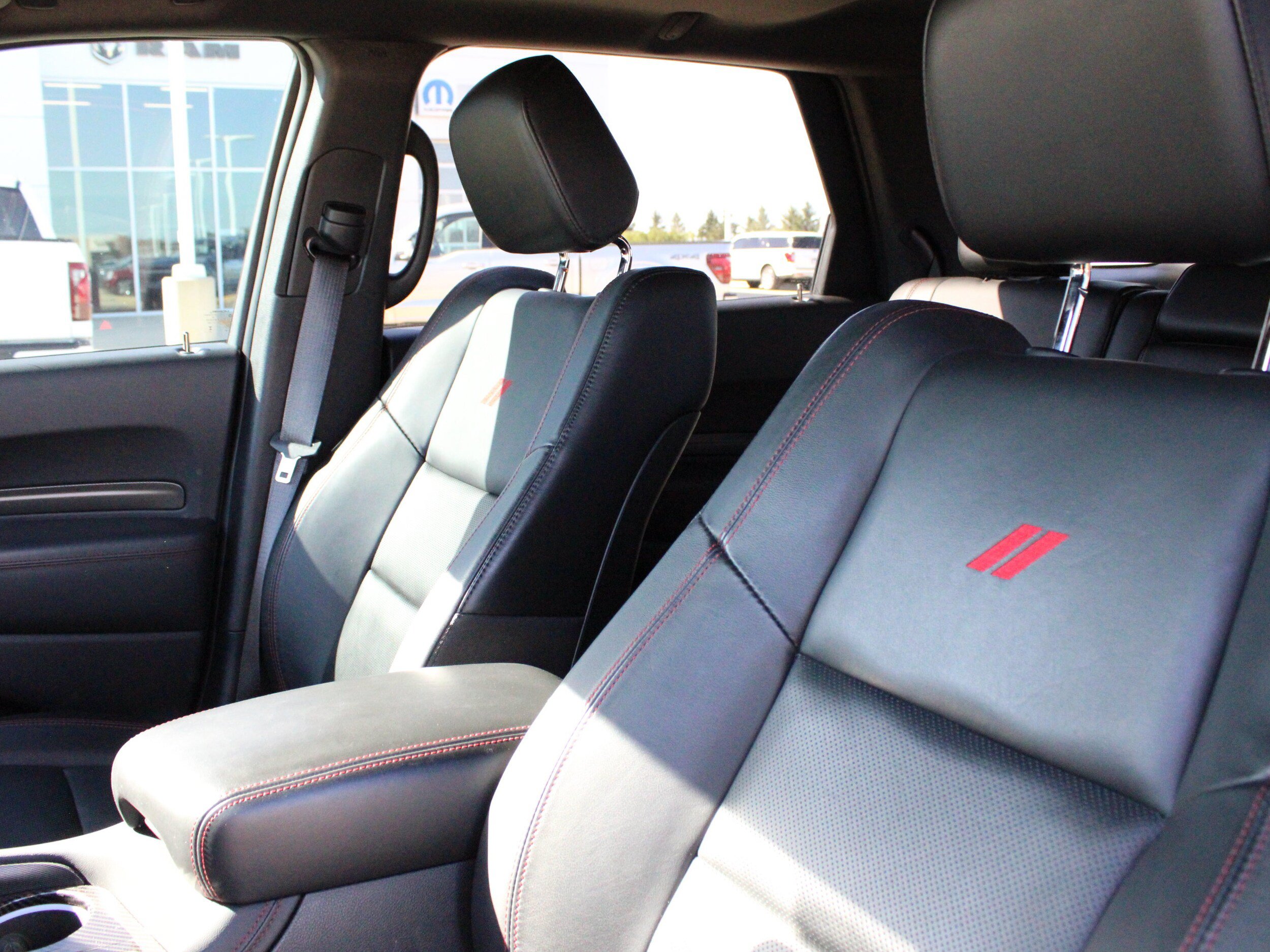 Used 2024 Dodge Durango GT AWD/4WD image 15