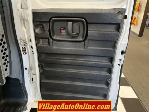 Used 2020 Chevrolet Express 2500 w/ Driver Convenience Package RWD image 31