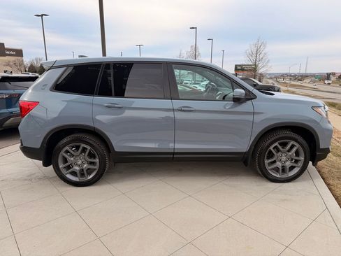 Used 2023 Honda Passport EX-L image 11