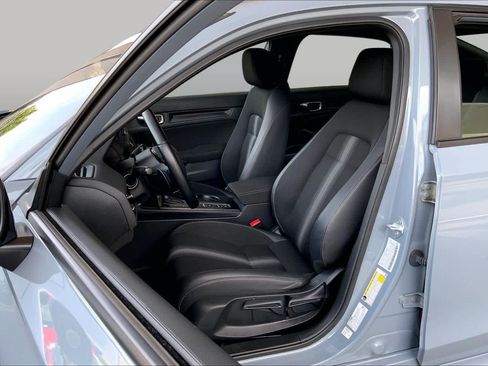 Used 2023 Honda Civic Sport image 8