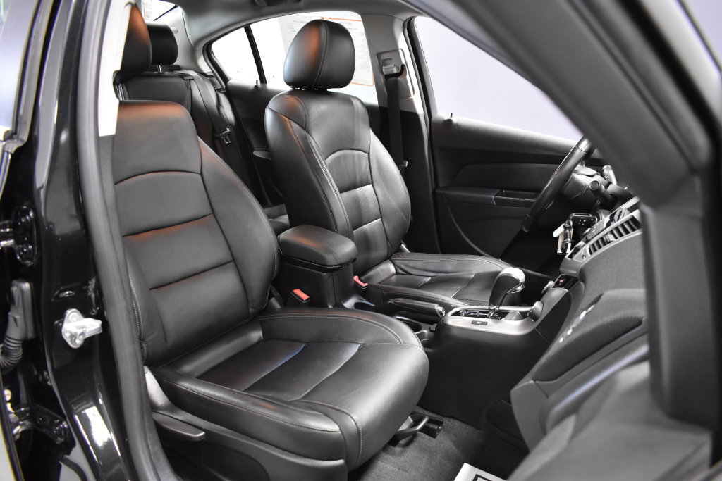 Used 2012 Chevrolet Cruze LT w/ RS Package FWD image 14
