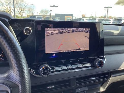 Used 2024 Chevrolet Colorado W/T image 19