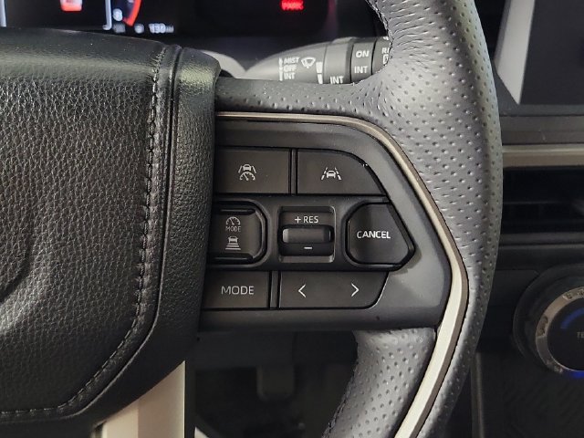Used 2026 Toyota 4Runner SR5 AWD/4WD image 25