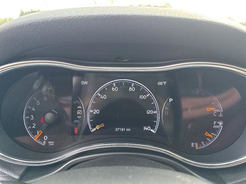 Used 2021 Jeep Grand Cherokee Laredo X AWD/4WD image 10