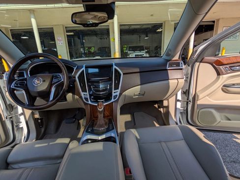 Used 2013 Cadillac SRX Premium w/ Driver Assist Package AWD/4WD image 16