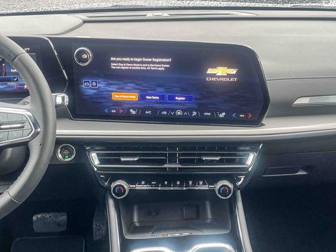 New 2026 Chevrolet Traverse LT w/ Driver Confidence Package image 12